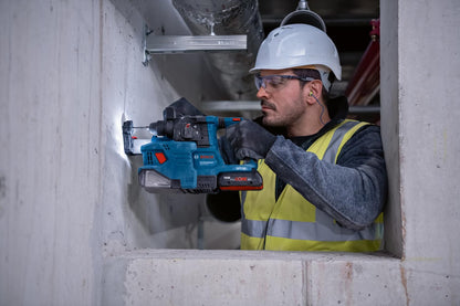 Bosch Professional 18V System Akku Bohrhammer GBH 18V-22 (mit SDS plus, inkl. 2x 4.0Ah Akku, Schnellladegerät GAL 18V-40, L-BOXX)